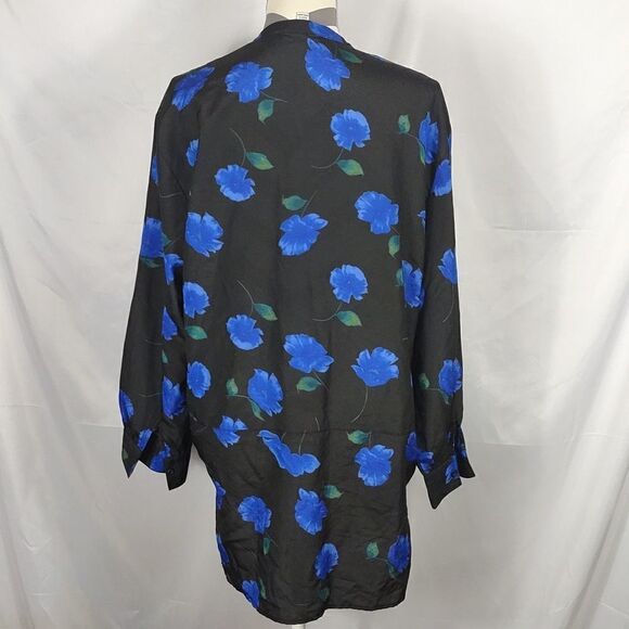 Larry Levine Peplum Blouse  - Picture 5 of 7